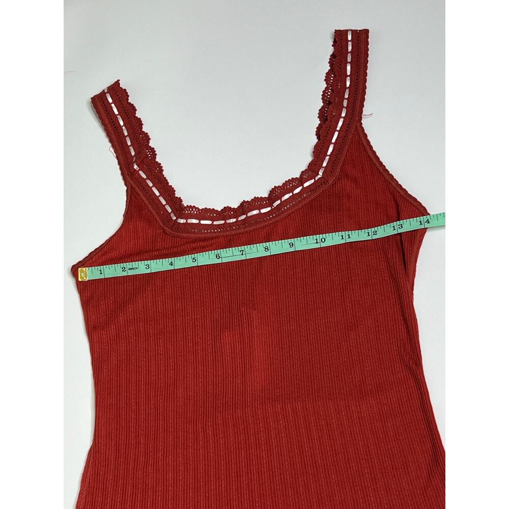 Free People Only You Red Ribbed Lace Trim Tank Top Size Medium Cami - Picture 8 of 9
